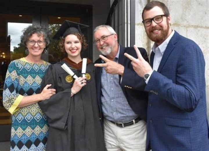 Grace Whiteside [Mike Whiteside daughter] wiki, bio, age, net worth, boyfriend?