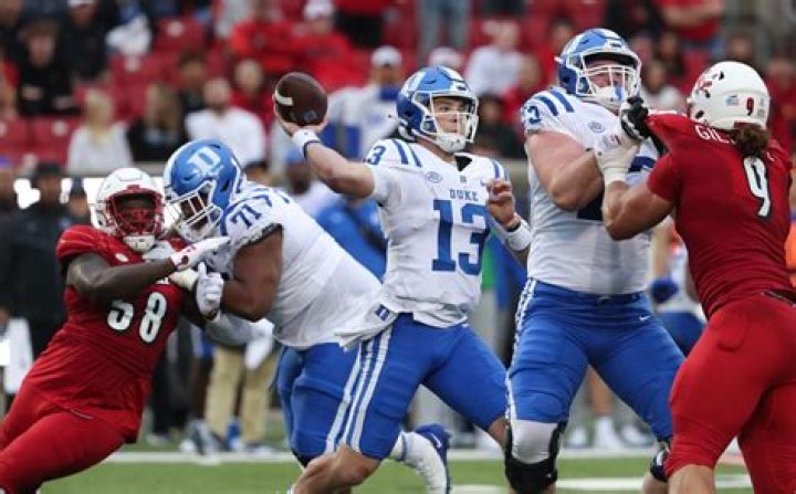 Top 10 Transfer Portal Departures From the ACC Include Riley Leonard and Tyler Van Dyke